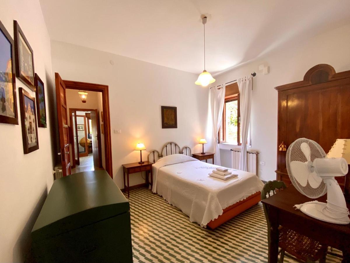 Villa Tana Pacenzia Чефалу Экстерьер фото